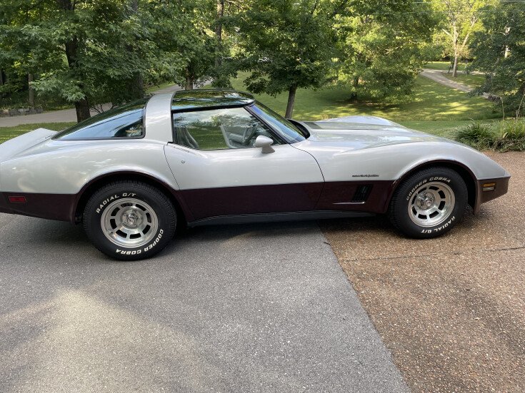 Thumbnail Photo undefined for 1982 Chevrolet Corvette Coupe
